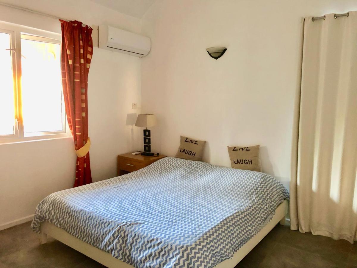 Beachfront Villa In A Beautiful And Secured Complex Flic-en-Flacq 外观 照片