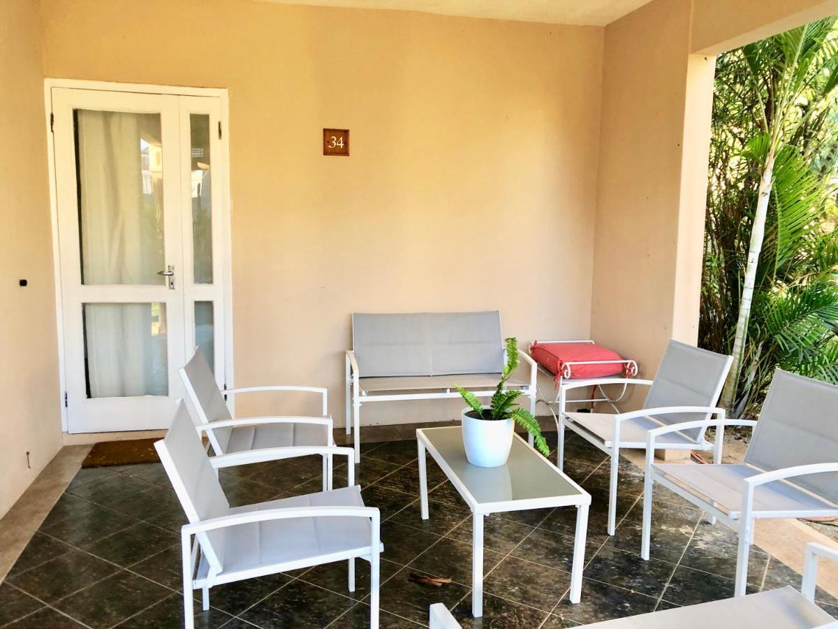 Beachfront Villa In A Beautiful And Secured Complex Flic-en-Flacq 外观 照片
