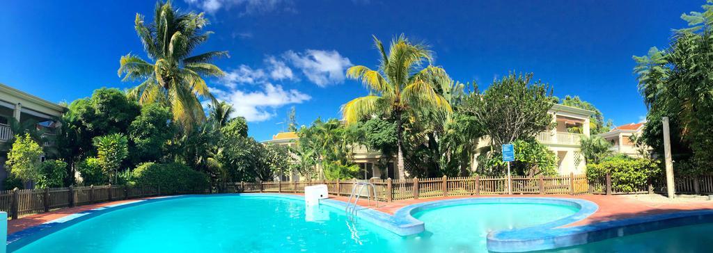 Beachfront Villa In A Beautiful And Secured Complex Flic-en-Flacq 外观 照片