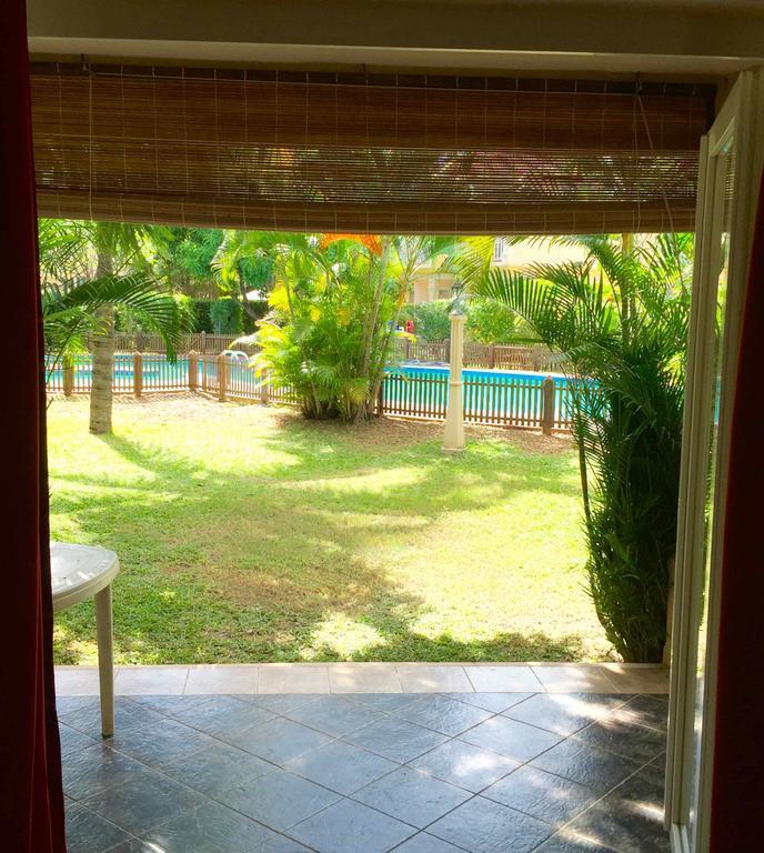 Beachfront Villa In A Beautiful And Secured Complex Flic-en-Flacq 外观 照片
